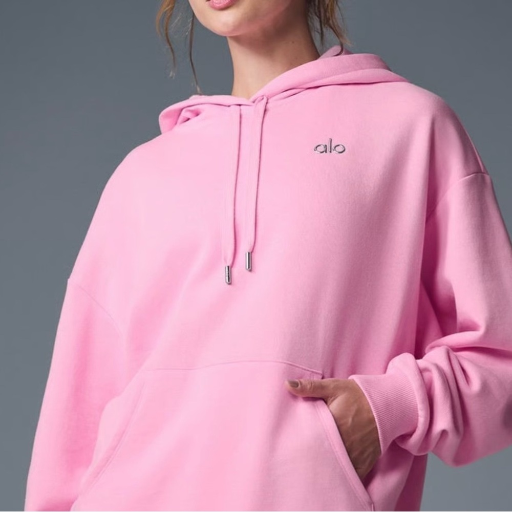 Size M ALO Yoga Accolade hoodie in Sweet Pink NWOT